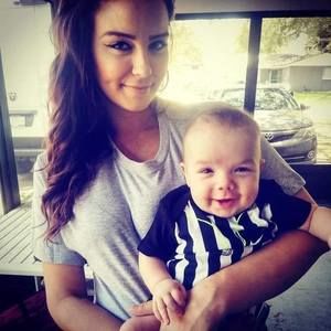 Meet your Posher, Crystal